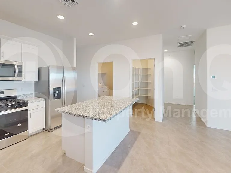 12040 E Patricia Ann Dr — Photo 4