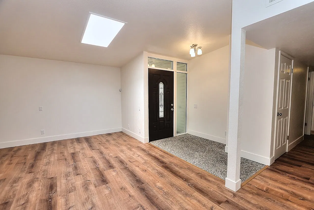 3 bed, 1388 sqft, $2,600 — Photo 4