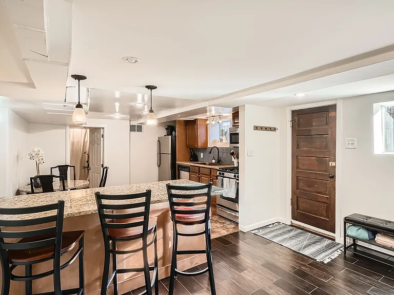 3536 Vallejo St — Photo 3
