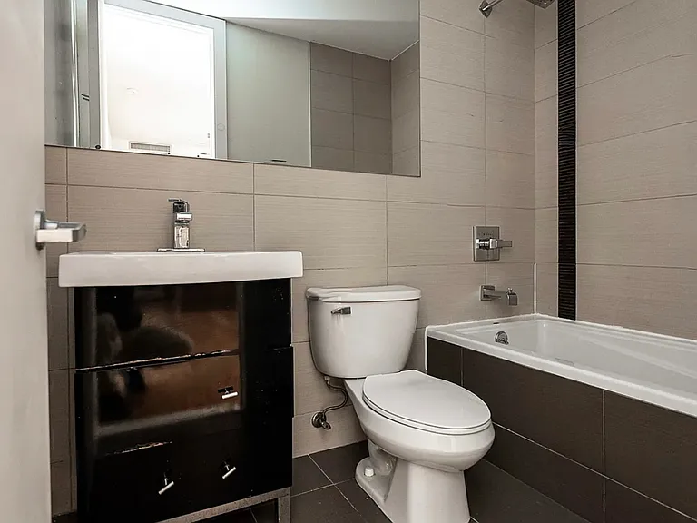 20 Fayette St #3R — Photo 14