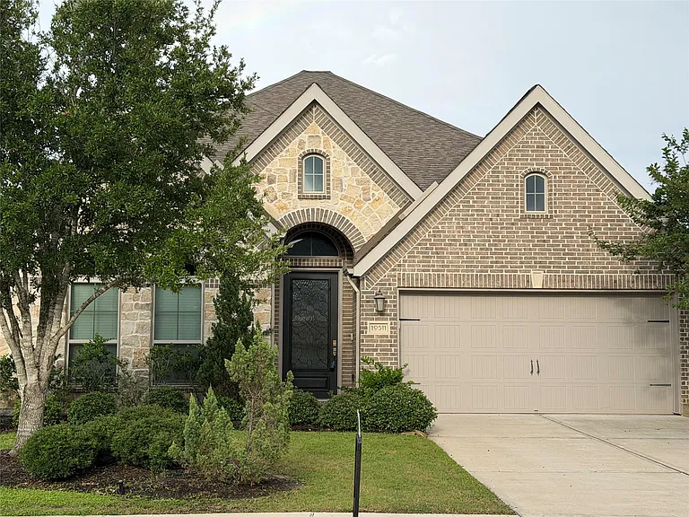 10511 Forfar Ln — Photo 2