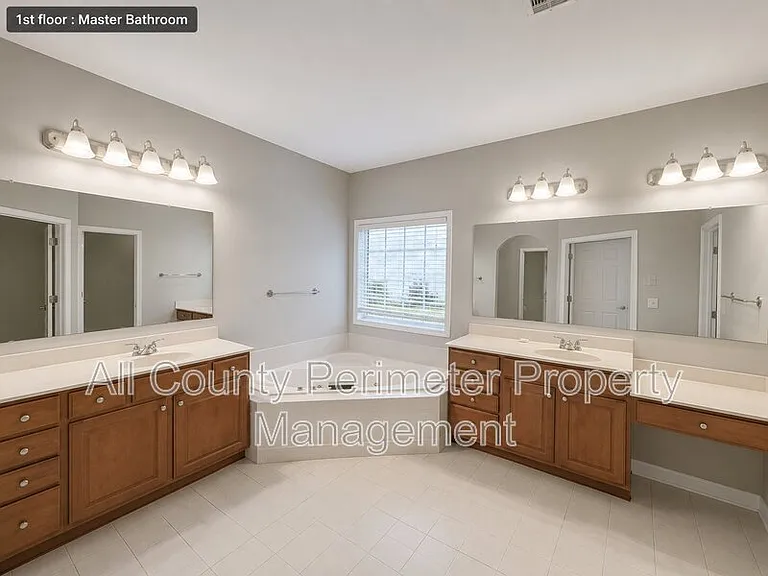 380 Simonton Crest Dr — Photo 14