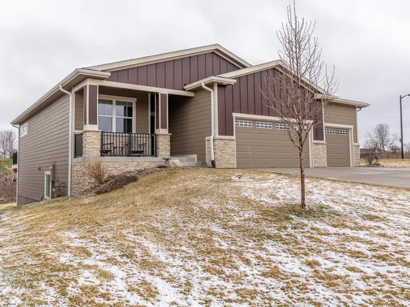 853 S Brookings Ct, West Des Moines, IA 50266