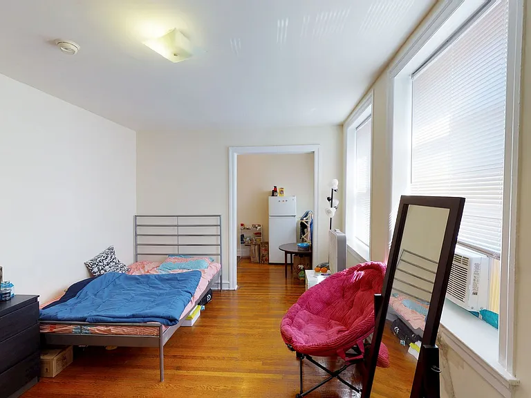 Penn Hall Apartments — Photo 10