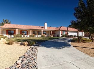 15457 Lookout Rd, Apple Valley, CA 92307