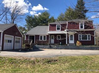 664 W Auburn Rd, Auburn, ME 04210