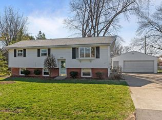 1160 Stead Dr, Menasha, WI 54952