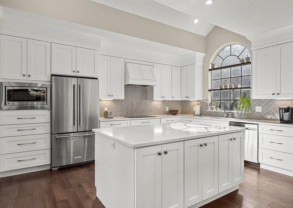 1st image of 103 France Ct