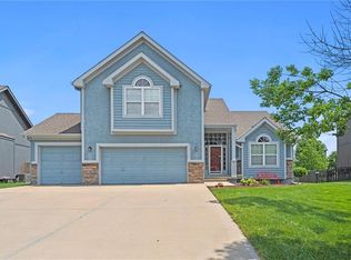 18481 Butternut St, Gardner, KS 66030