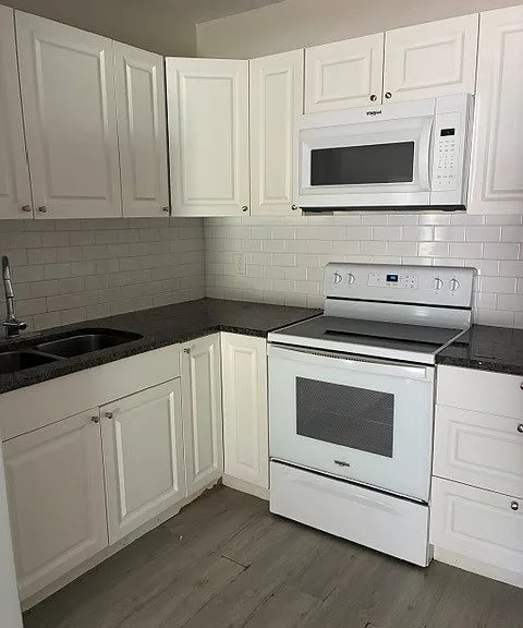 2111 Palm Ter #A — Photo 5