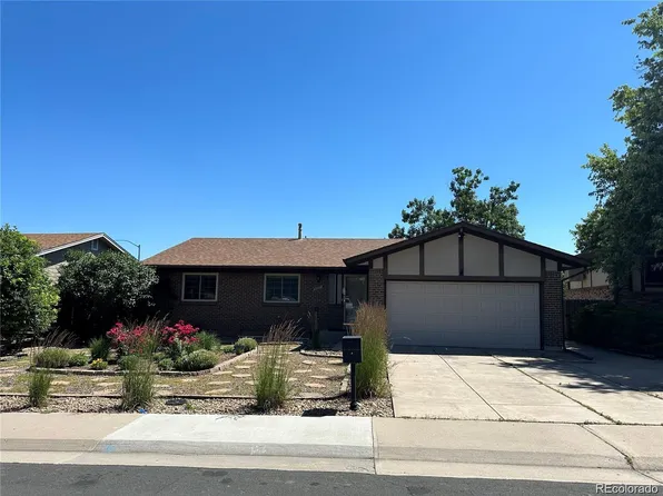 2318 S Rifle Street, Aurora, CO 80013