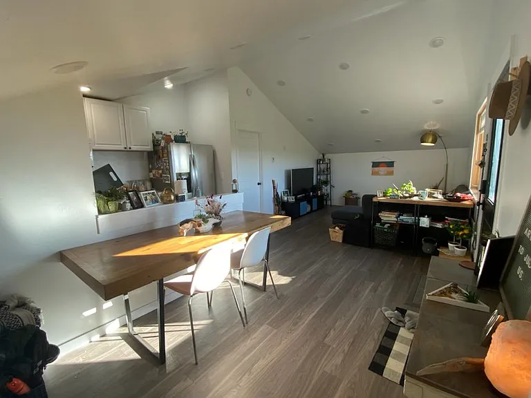 Cattails Ct — Photo 3