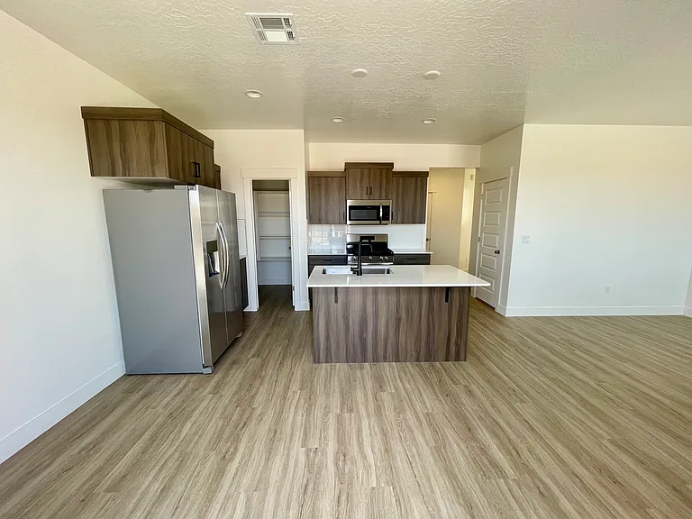 5891 S Mythical Ln — Photo 6