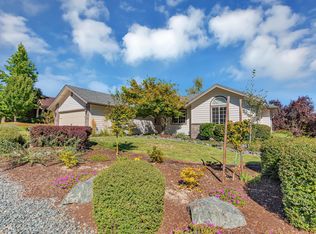 2001 NW Crown St, Grants Pass, OR 97526