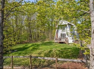 1806 Cross Rd, Strafford, VT 05072