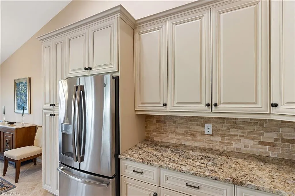2 bed, 2.0 bath, 1446 sqft, $6,500 — Photo 4