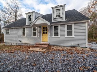 100 Dennison Rd, New Boston, NH 03070