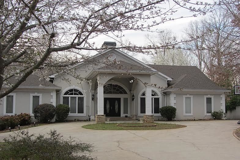 1st image of 5020 Hickory Mill Dr SE