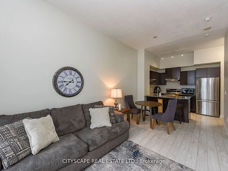 365 Prince Of Wales Dr E #611 — Photo 9