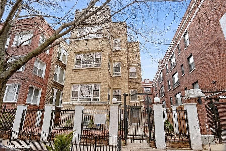 1st image of 7615 N Bosworth Ave #3