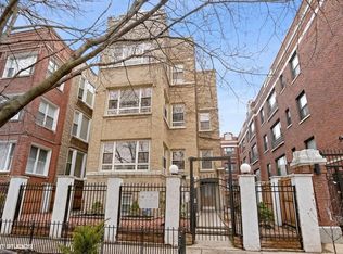 7615 N Bosworth Ave #3, Chicago, IL 60626