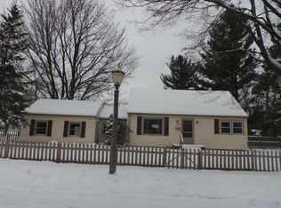 1101 Maplehill Ave, Lansing, MI 48910