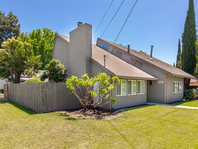 3190 W Country Club Blvd, Stockton, CA, 95204