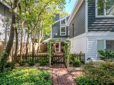 218 69th St #B, Virginia Beach, VA, 23451