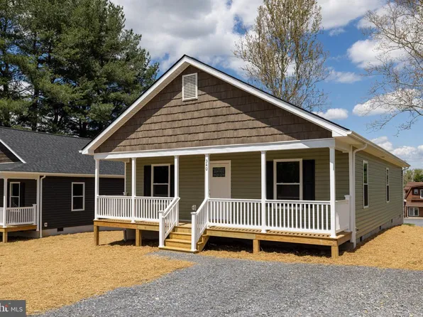 340 Fairfax Ave W, Elkton, VA 22827