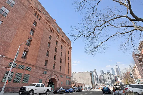 Sold by Douglas Elliman | media 25