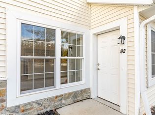 28260 Detroit Rd APT B2, Westlake, OH 44145