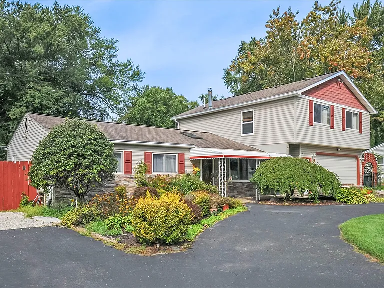 50191 Cedargrove Rd — Photo 2