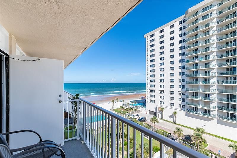 2043 S Atlantic Ave Apartments - Daytona Beach, FL | Zillow