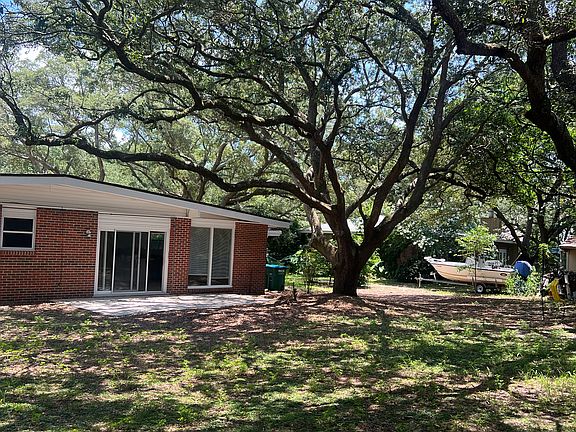 2nd image of 123 Gilmore Dr