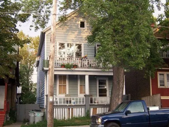 2042 S 6th St, Milwaukee, WI 53204