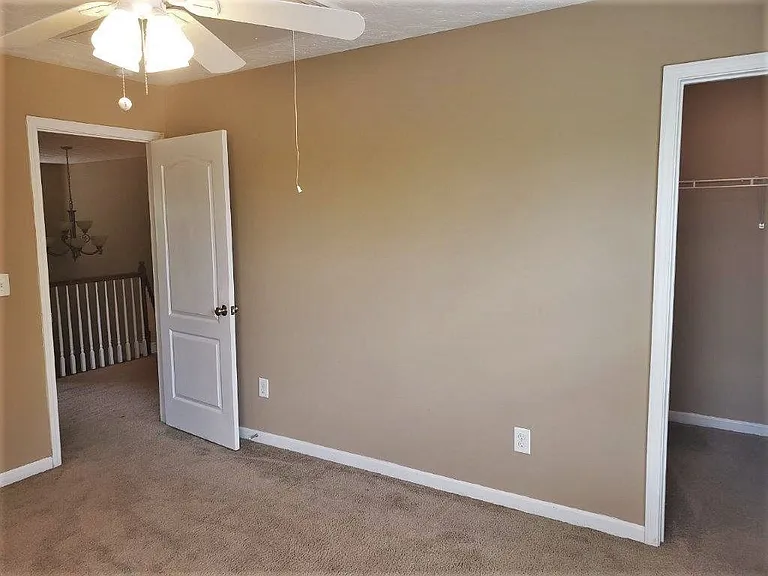 9001 Scottsdale Ct — Photo 35