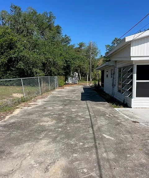 5505 County Road 17 S — Photo 2