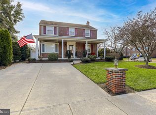 211 Edgehill Dr, Havertown, PA 19083