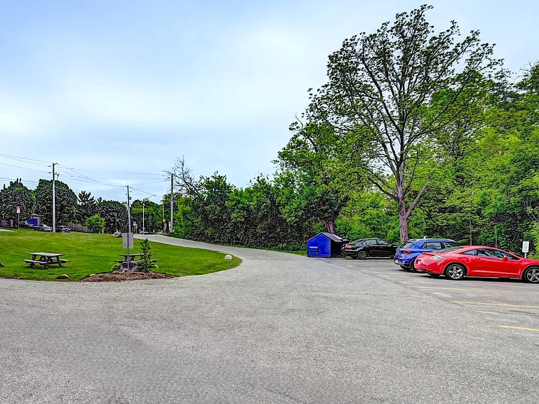310 Clyde Rd — Photo 23