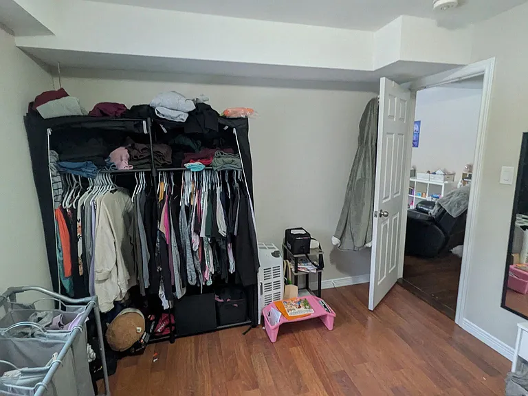 90 Penelope Dr — Photo 7
