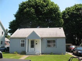 34 Petrossi Dr, Rochester, NY 14621