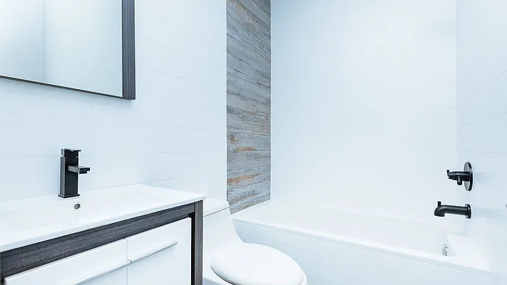 Rented by EXR | media 26