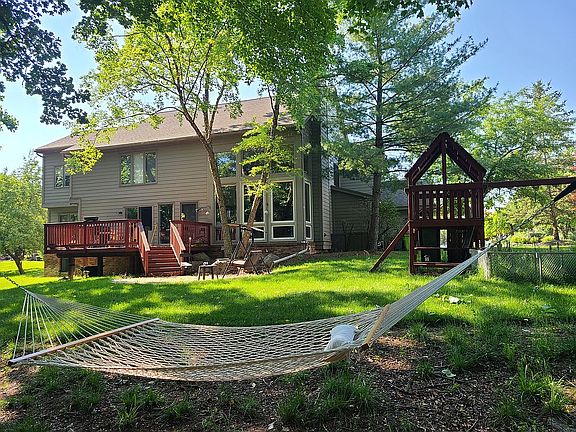 4th image of 5106 Village Place Ct
