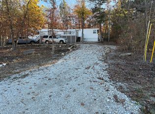 225 Buttercup Dr, Branson, MO 65616