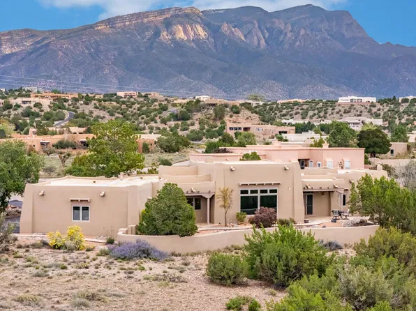 15 First Mesa Ct, Placitas, NM 87043