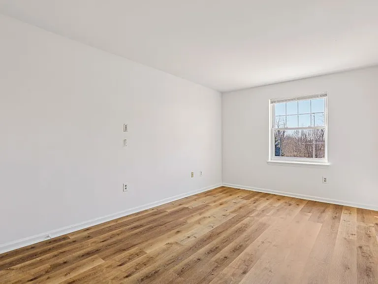 Fairspring Senior Apartments — Photo 12