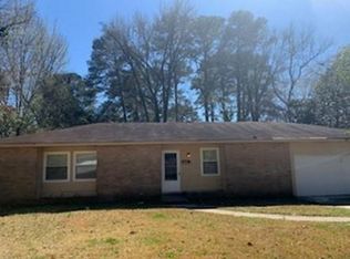 1221 Springdale Dr, Jackson, MS 39211