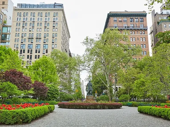 7 Lexington Avenue image 11 of 11