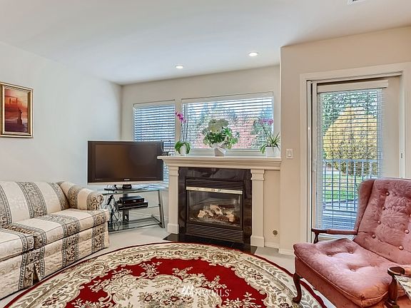 3rd image of 22425 SE Highland Ln Unit 102