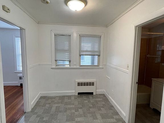 3rd image of 87 Winthrop Shore Dr APT 4A